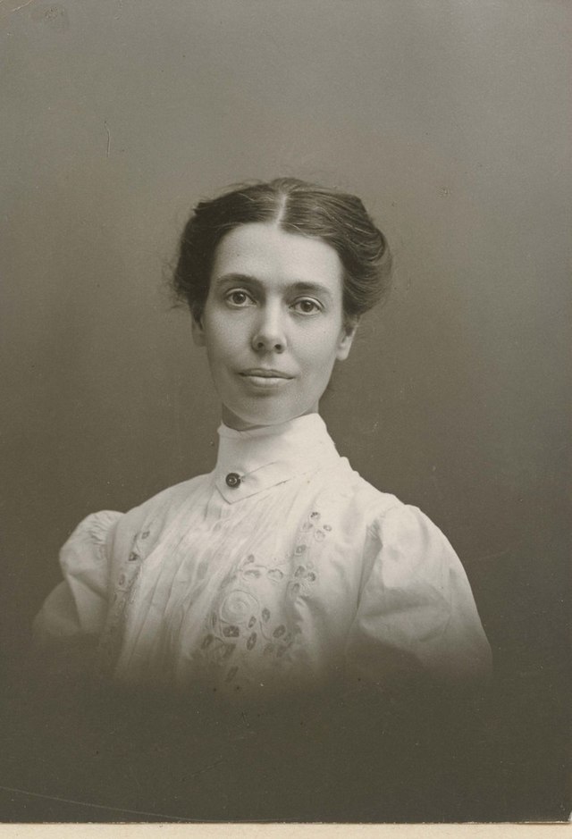 Louisa_Burns,_1907